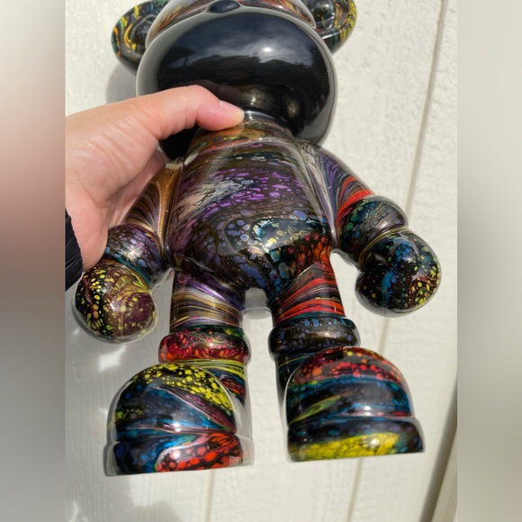 unique piggy bank with multi colors, home decor, 32cm tall and 2 lbs and 8oz - Picture 8 of 10